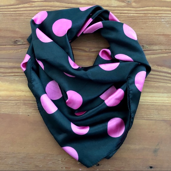 Polka dots satin scarf - Picture 3 of 5